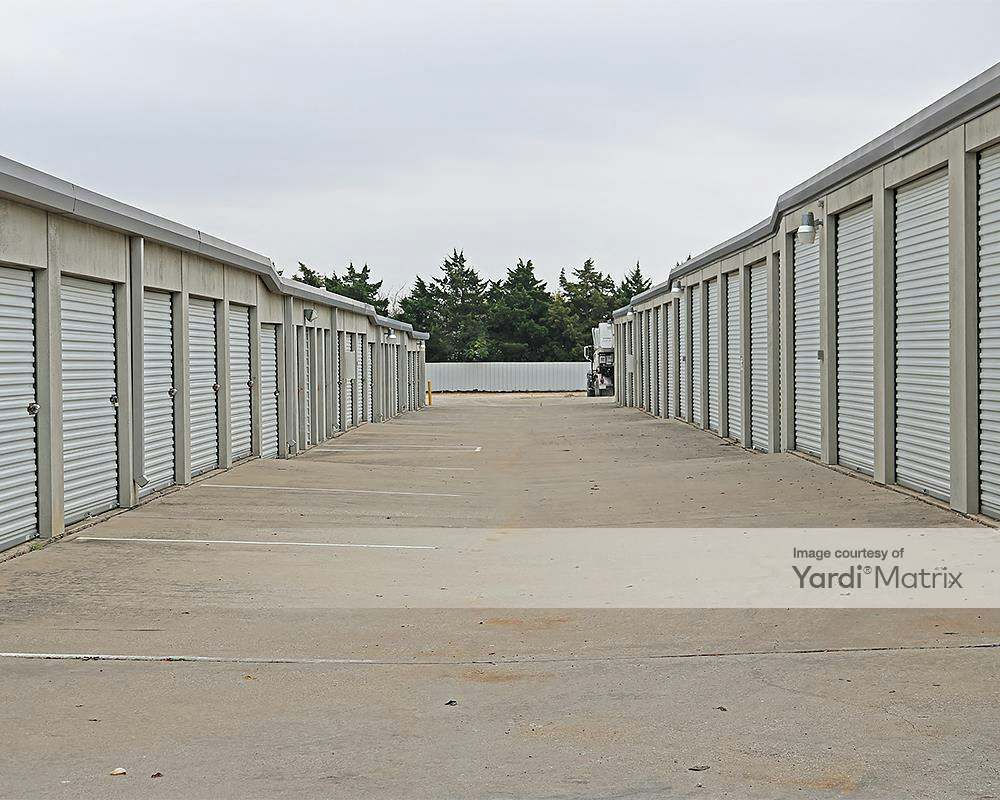 Texas Lakeside Storage 1750 Mansfield b Road, Arlington RentCafe